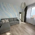 Halta Pescarus Guest house Douazeci si Trei August